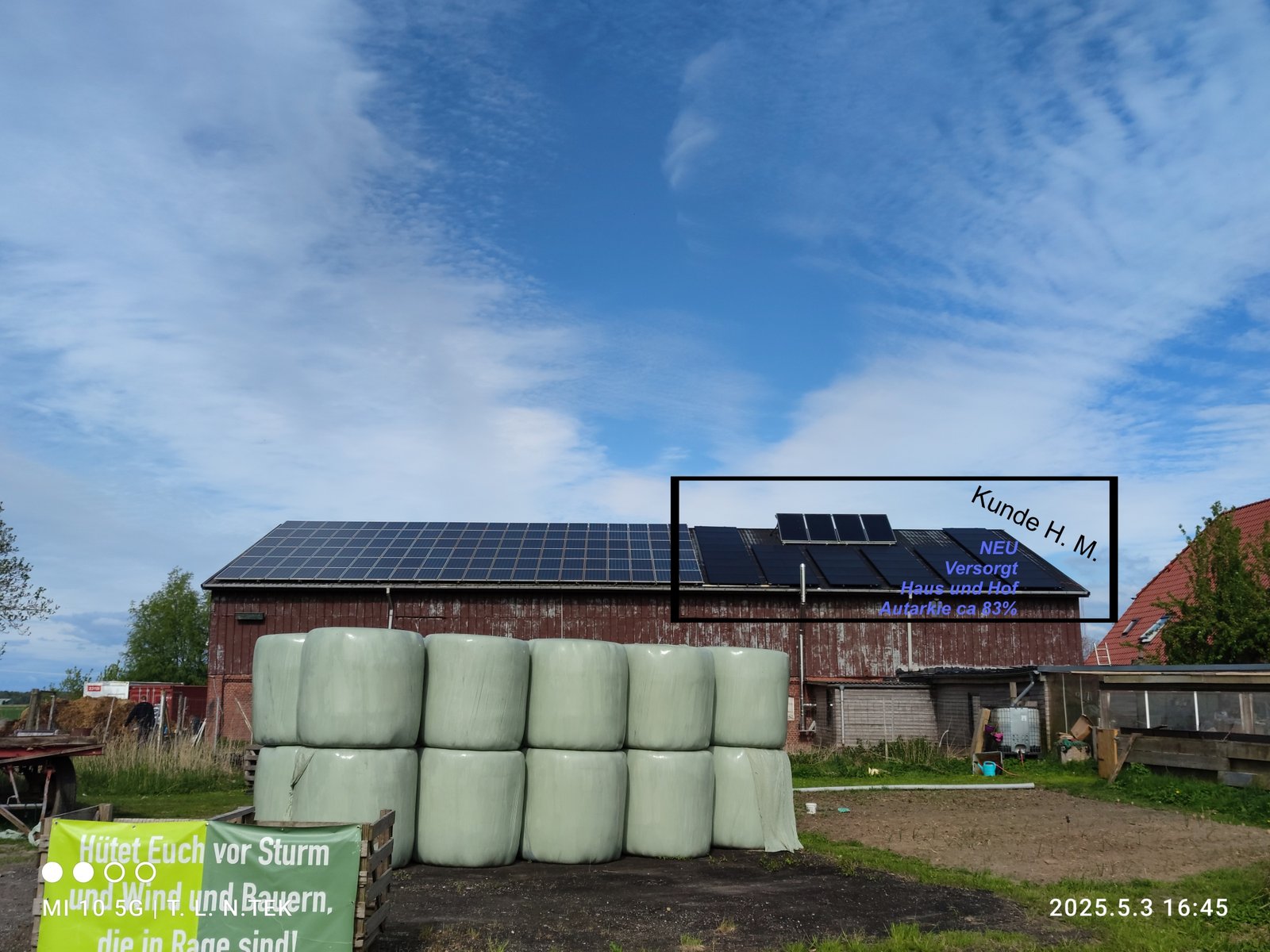 Scheunendach mit Photovoltaik, Demoanlage Brunsbüttel